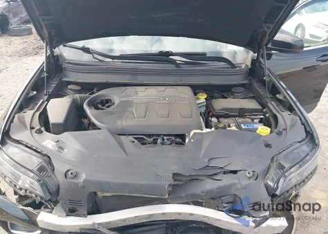 2019 Jeep Cherokee Limited 4X4 z USA, uszkodzony, nr VIN 1C4PJMDX2KD423507